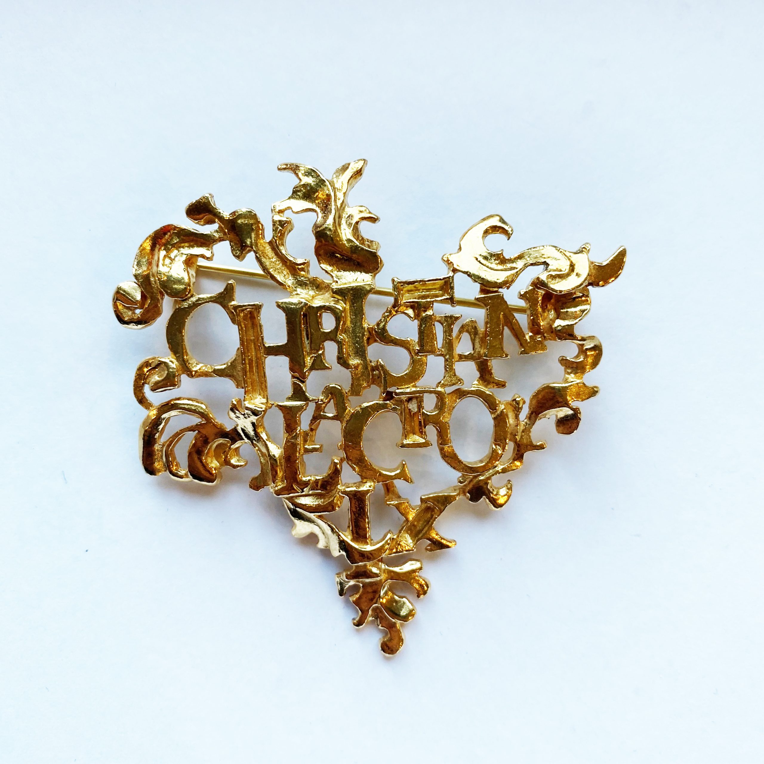 Broche Christian LACROIX Coeur