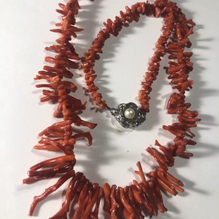 Collier corail Créateur